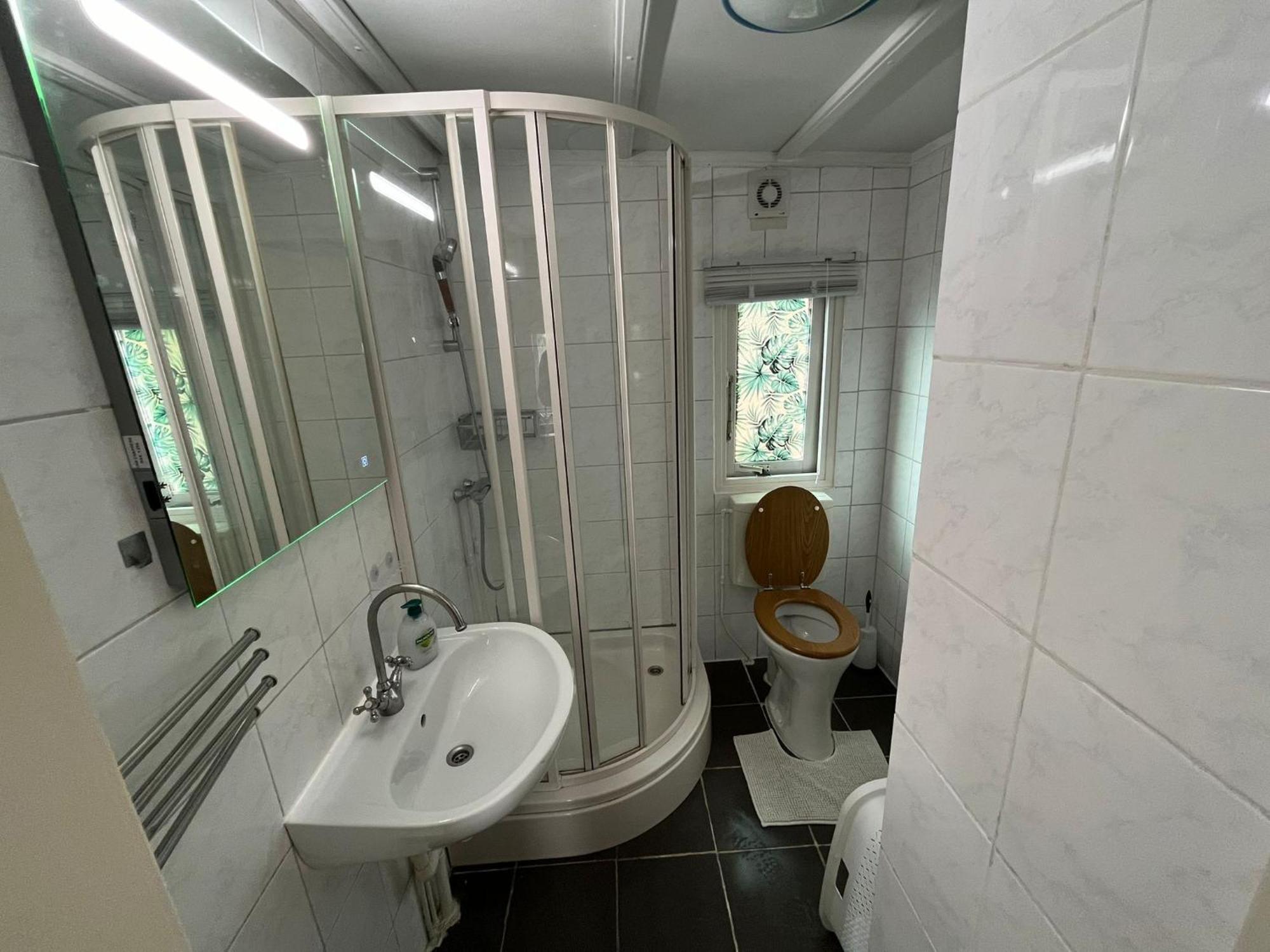 Villa Leuk Chalet Te Huur In Putten, Honden Van Harte Welkom, Alleen Voor Recreatie Extérieur photo